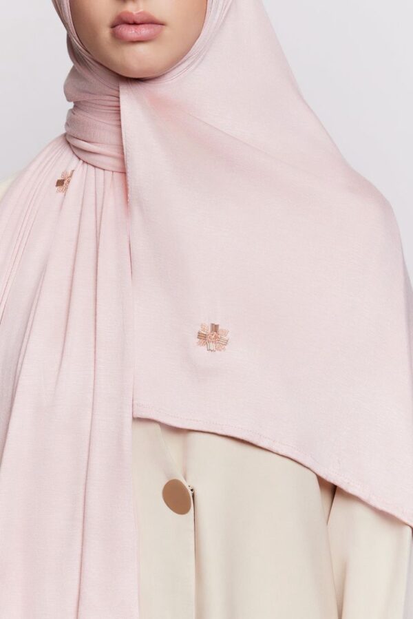 Hijab Licra Premium Flores de Perlas